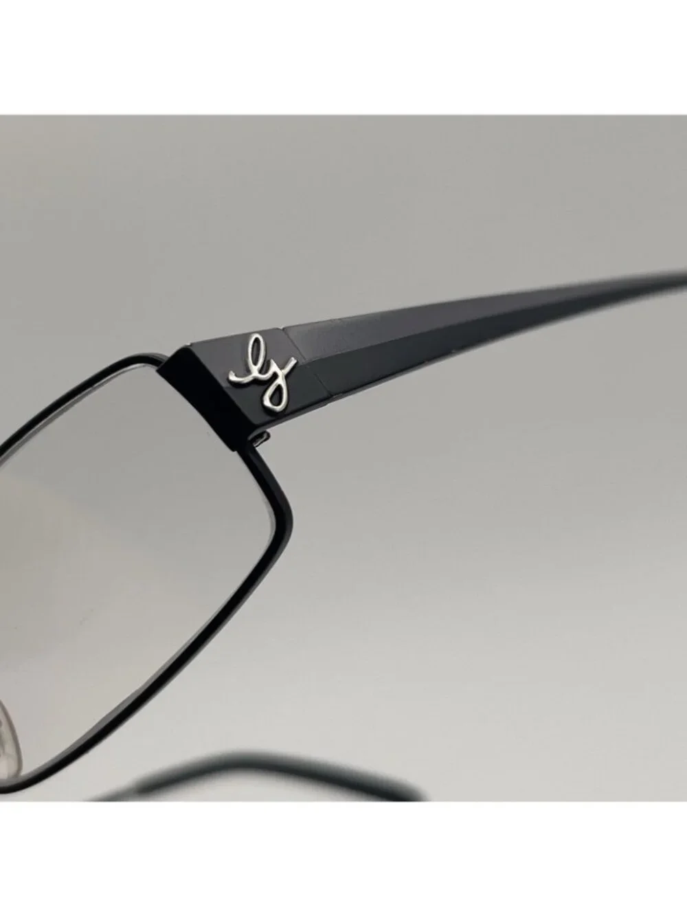 Guess 1581 Eyeglass Frames Rectangle Flex Spring Metal Blk Black 52-16-130 Case
